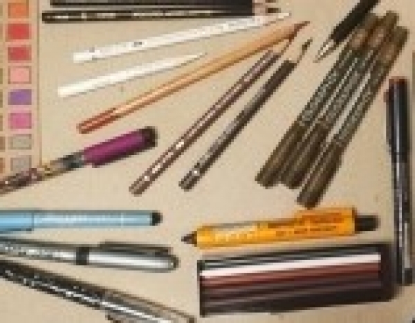 карандаши Koh-i-Noor, Cretacolor, ручки Centropen, Derwent, Sakura